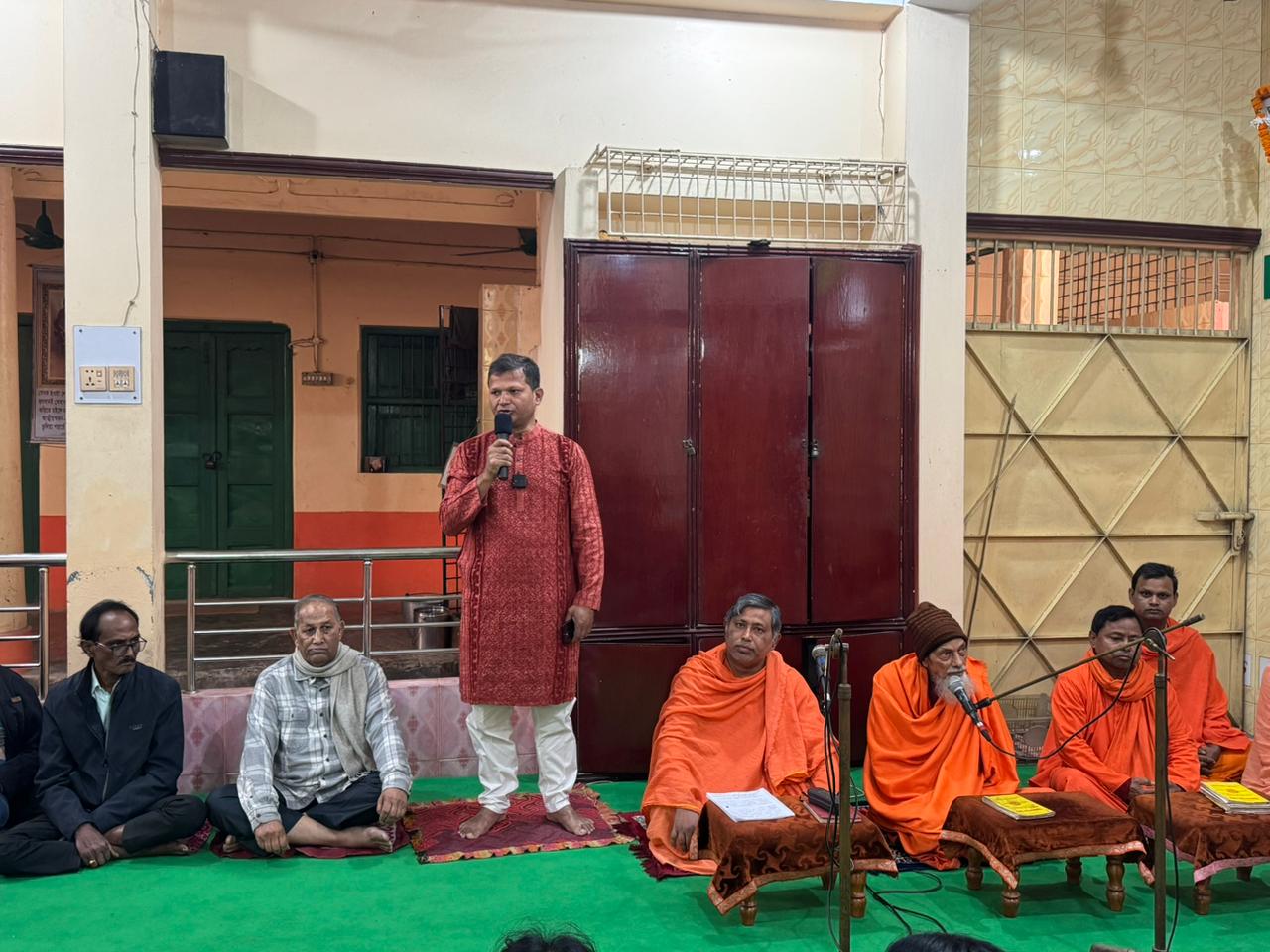 খালেদা জিয়ার সুস্থতা কামনায় বগুড়ায় পূজা উদযাপন পরিষদের বিশেষ প্রার্থনা