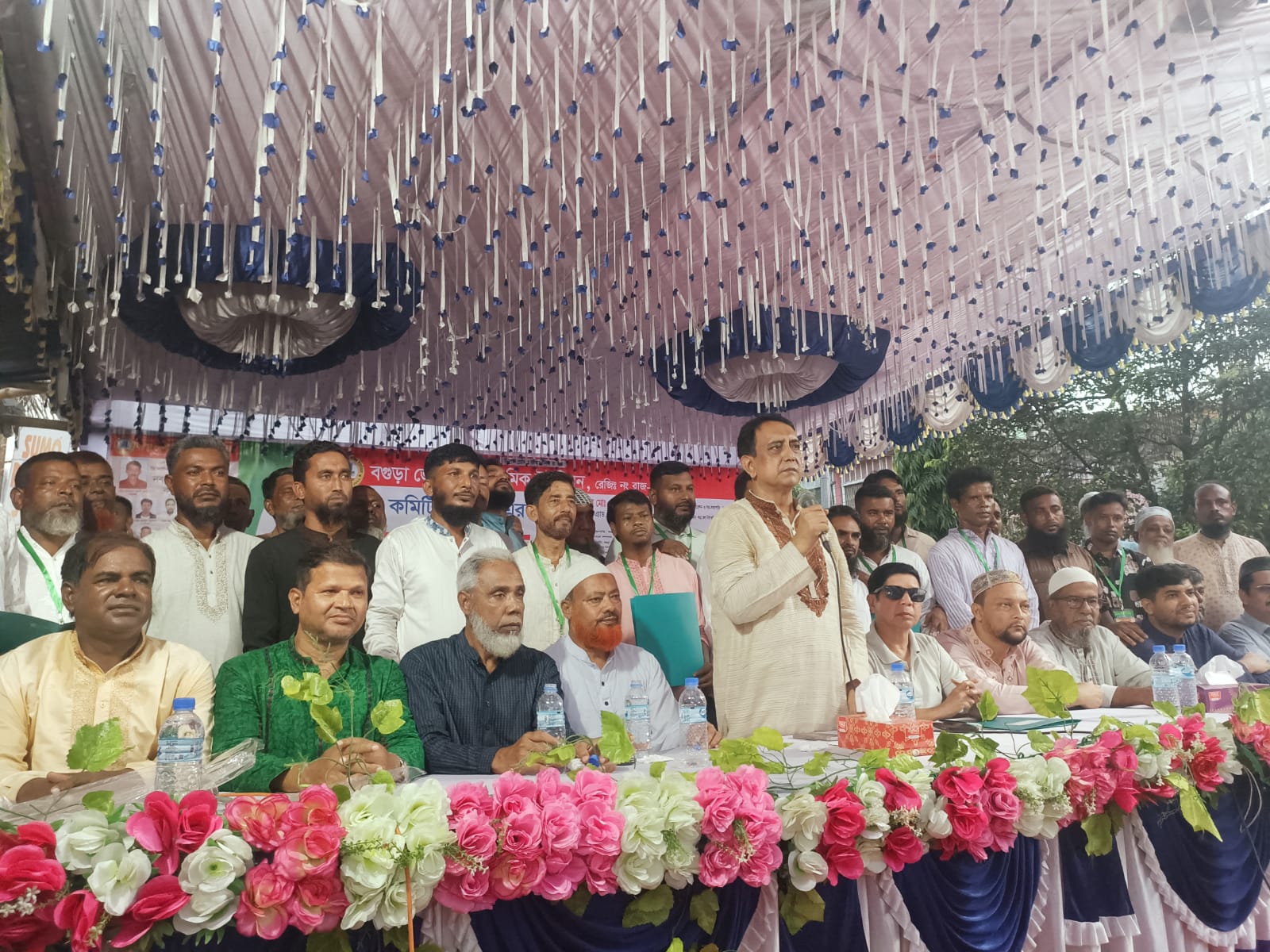 বগুড়ায় নির্মাণ শ্রমিক ইউনিয়নের নবনির্বাচিত কমিটির অভিষেক  অনুষ্ঠিত
