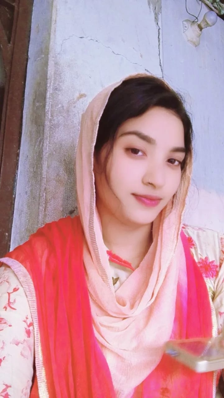 বগুড়ায় দুই সন্তানকে রেখে স্ত্রী নিখোঁজ, থানায় অভিযোগ
