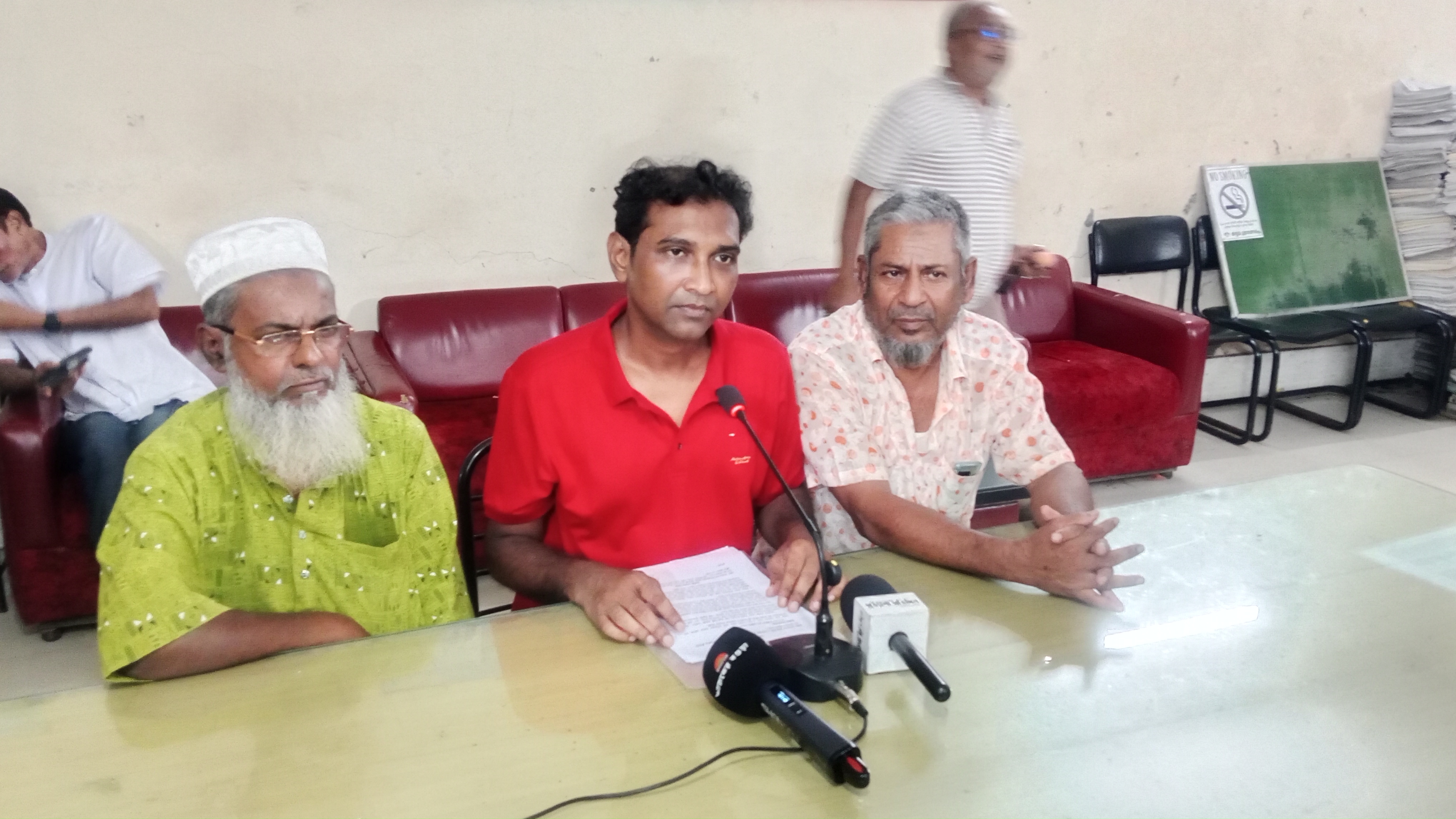 আদালতের ডিগ্রি ও বাটোয়ারা দলিলের সম্পত্তি দখলের চেষ্টার অভিযোগ, প্রশাসনের হস্তক্ষেপ দাবি