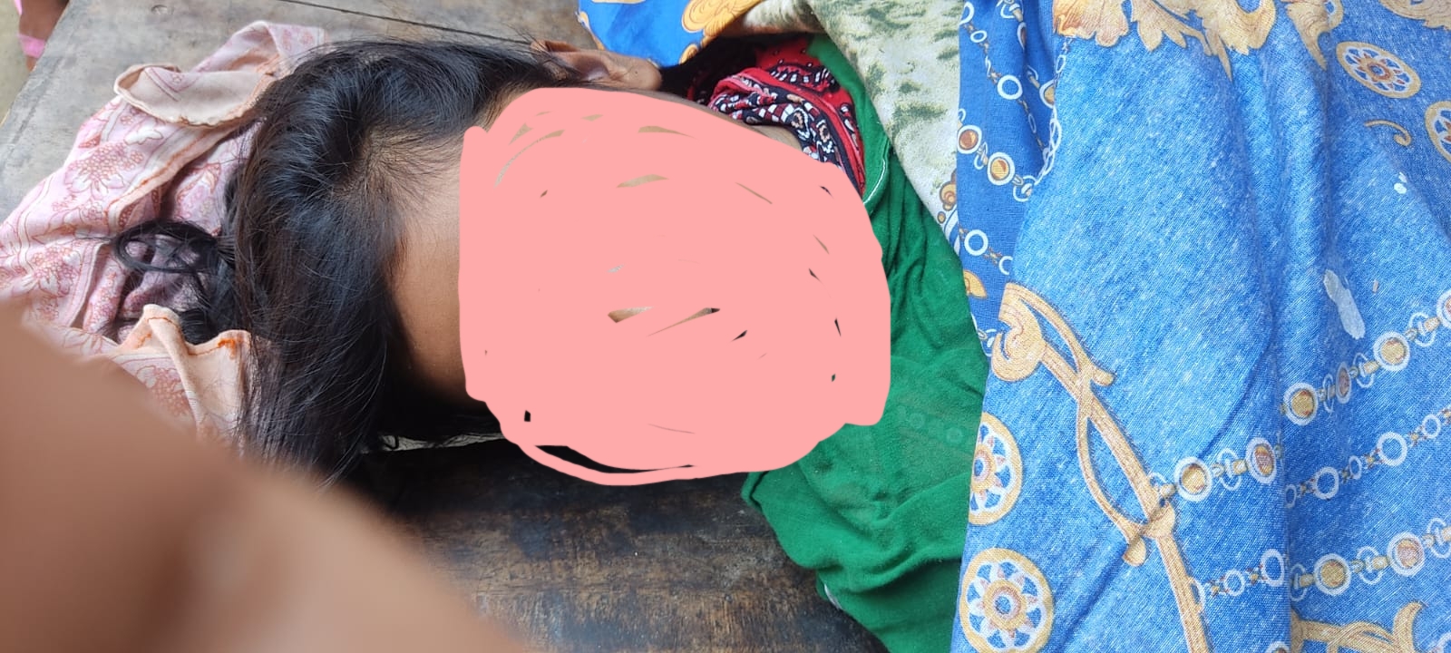 পাঁচবিবিতে গলায় ফাঁস দিয়ে কিশোরীর মৃত্যু