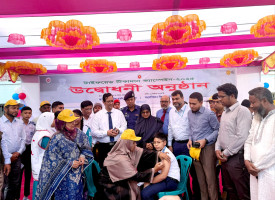 বগুড়ায় মাসব্যাপী টাইফয়েড টিকাদান কর্মসূচির উদ্বোধন
