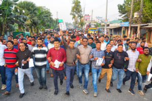 বিগত সরকারের আমলে উন্নয়নের নামে বগুড়া বাসীর সামনে মূলা ঝুলিয়ে রাখা হয়েছিল -আবু হাসান