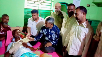 বগুড়া বেকারি এন্ড কনফেকশনারী শ্রমিক কর্মচারী ইউনিয়নের উদ্যোগে আহত শ্রমিককে আর্থিক অনুদান প্রদান