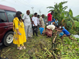 এমপি মো. মোশারফ হোসেনের নির্দেশনায় কাহালুর জলাবদ্ধ এলাকা পরিদর্শন, দ্রুত ব্যবস্থা নেওয়ার নির্দেশ