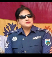 হারানো শিশুর মুখে হাসি ফেরান এসআই জেবুন নেছা, মানবিক সেবায় আস্থার প্রতীক