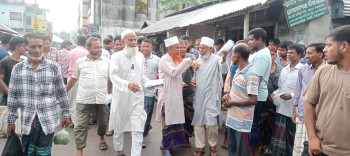 কালাইয়ে চেয়ারম্যান পদপ্রার্থী টুকু চৌধুরীর গণসংযোগ ও লিফলেট বিতরণ