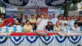 বগুড়ায় চুড়িপট্টি দোকান মালিক সমিতির প্রীতি ফুটবল ফাইনাল: ফেন্সী হাতেম মার্কেট চ্যাম্পিয়ন